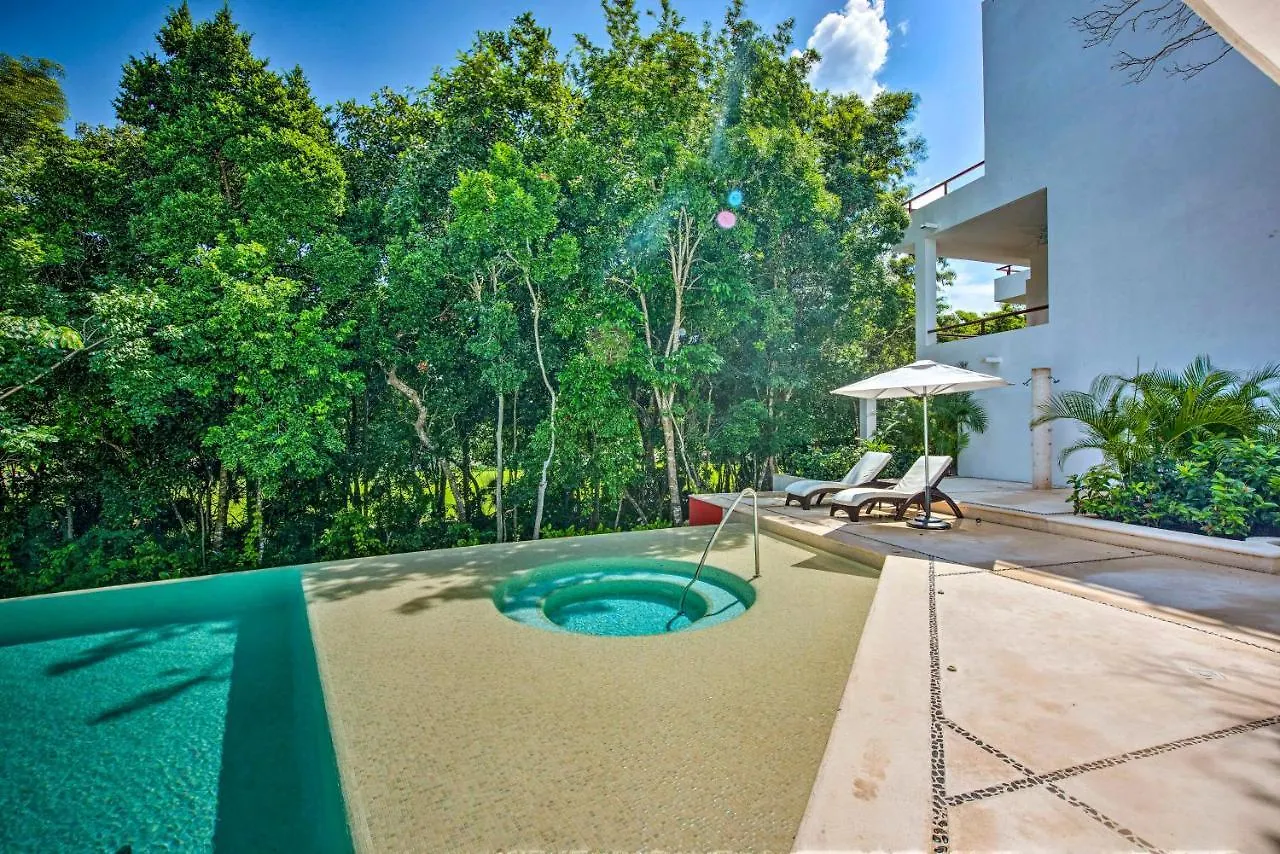 Luxe Tao Riviera Resort Condo With Beach And Golfing! Akumal 0*,  Μεξικό